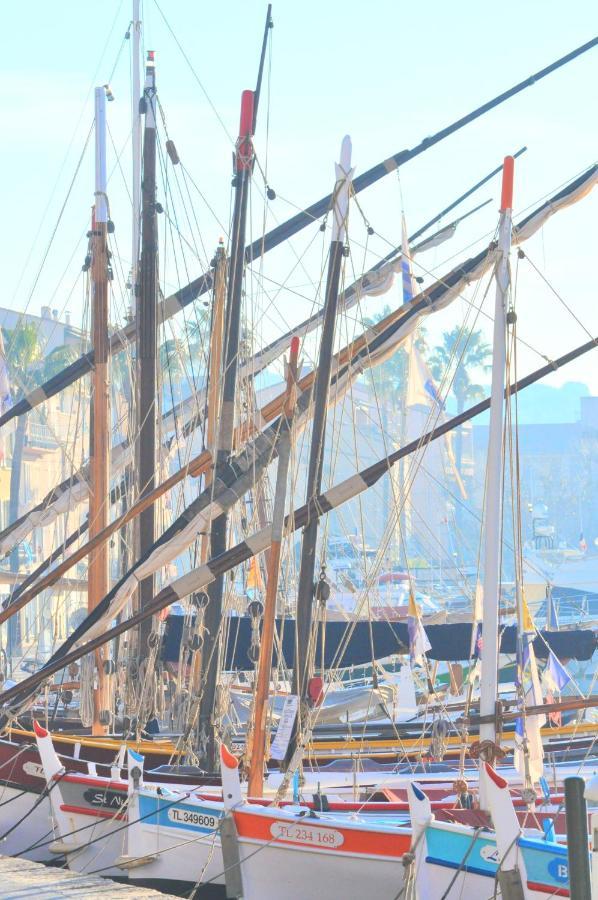 Les Chambres Tropeziennes Sanary-sur-Mer Bagian luar foto