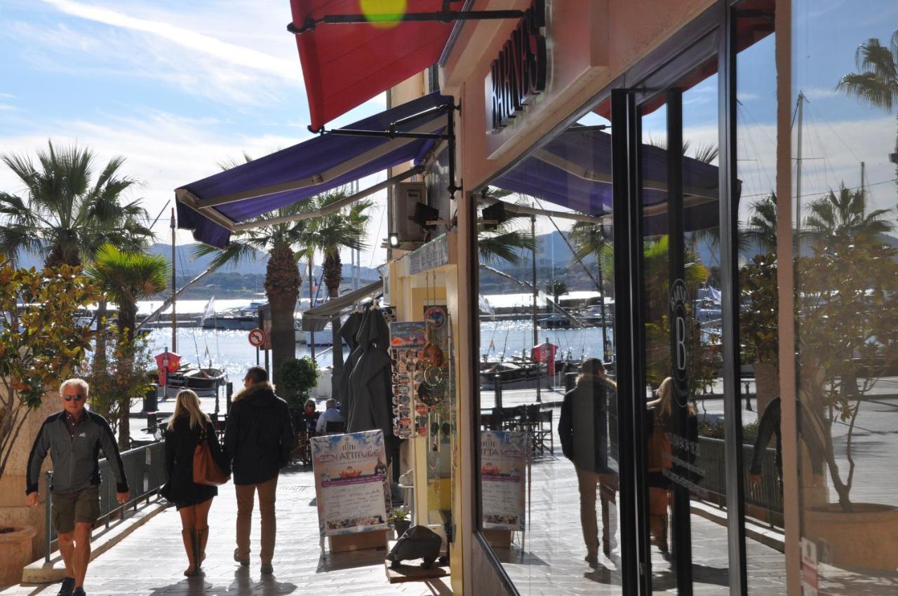 Les Chambres Tropeziennes Sanary-sur-Mer Bagian luar foto